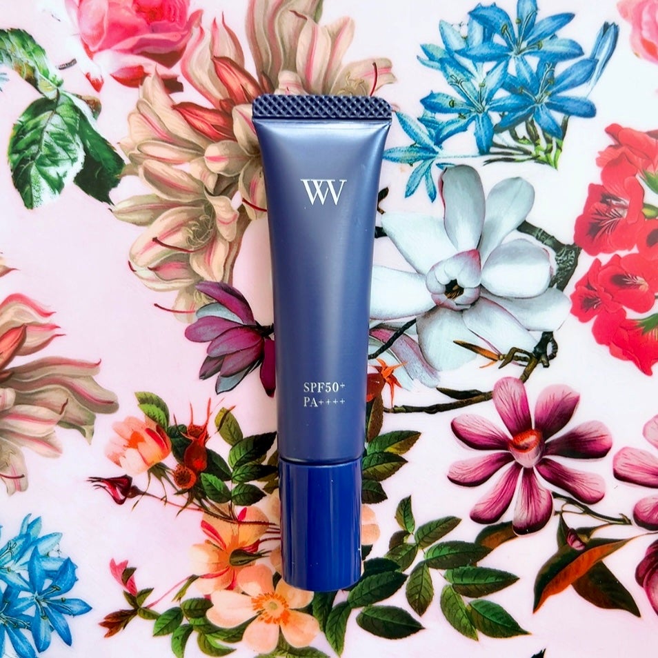 akiii on LIPS ãðãã¯ã€ããŽã§ãŒã«ãã©ã€ãã»ã©ã UVðã䜿ã£ãŠã¿ãŸããððââ..ãïŒ1æç®ïŒ