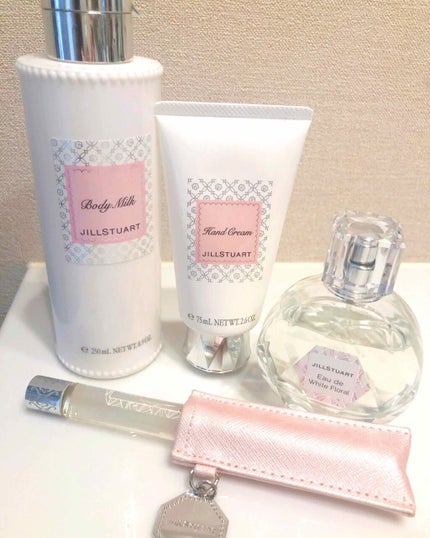 ジルスチュアート リラックス オード ホワイトフローラル/JILL STUART/香水(レディース)を使ったクチコミ(1枚目)