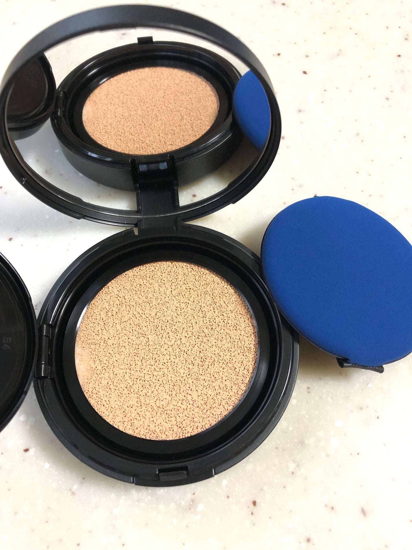 ベルベットジュエルクッション/BIVABOO/クッションファンデーションを使ったクチコミ(3枚目)