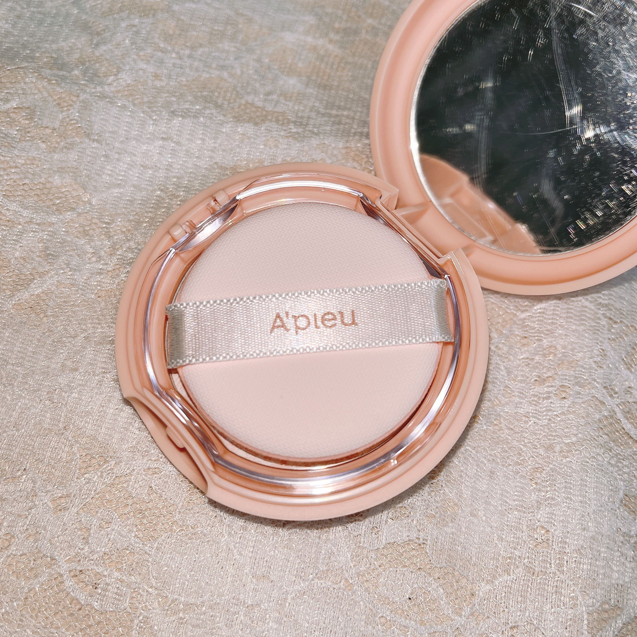 アピュー ジューシーパン ジェリーパウダー/A’pieu/プレストパウダーを使ったクチコミ（3枚目）