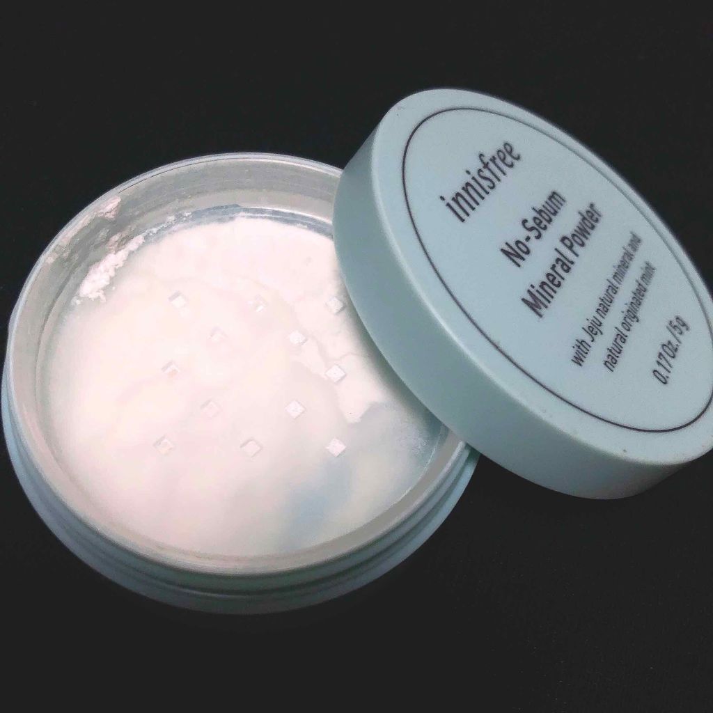 ノーセバム ミネラルパウダー/innisfree/ルースパウダーを使ったクチコミ（2枚目）