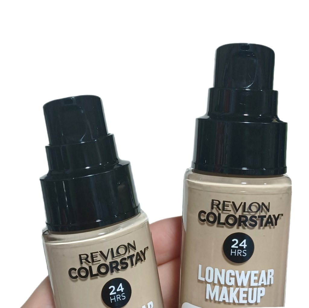 カラーステイ ロングウェア メイクアップ/REVLON/リキッドファンデーションを使ったクチコミ（3枚目）