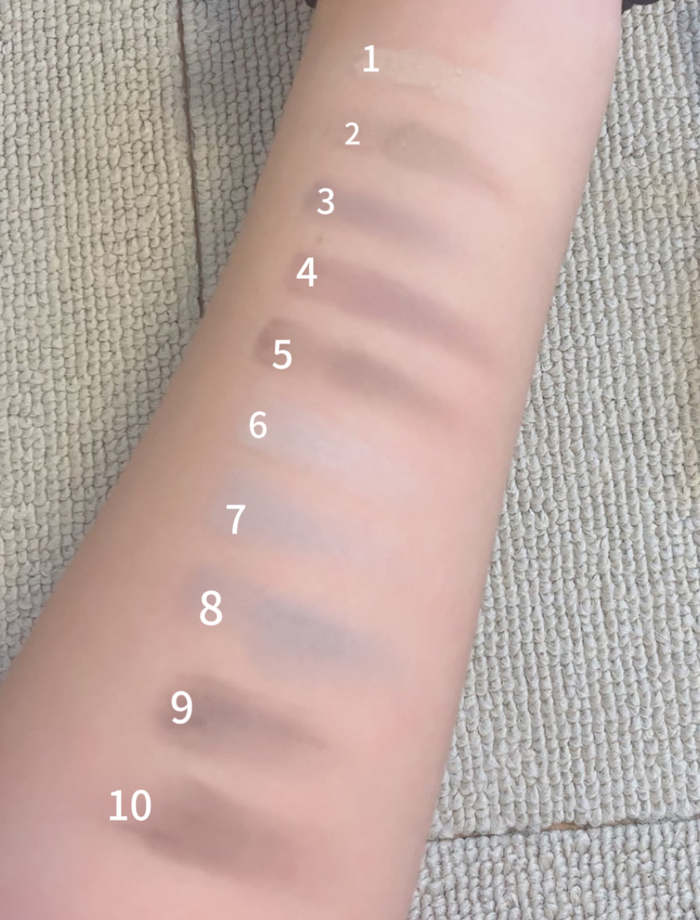 みお/フォロバ on LIPS 「【使った商品】ロムアンドアイシャドウパレット04【色味】彩度低..」(2枚目)