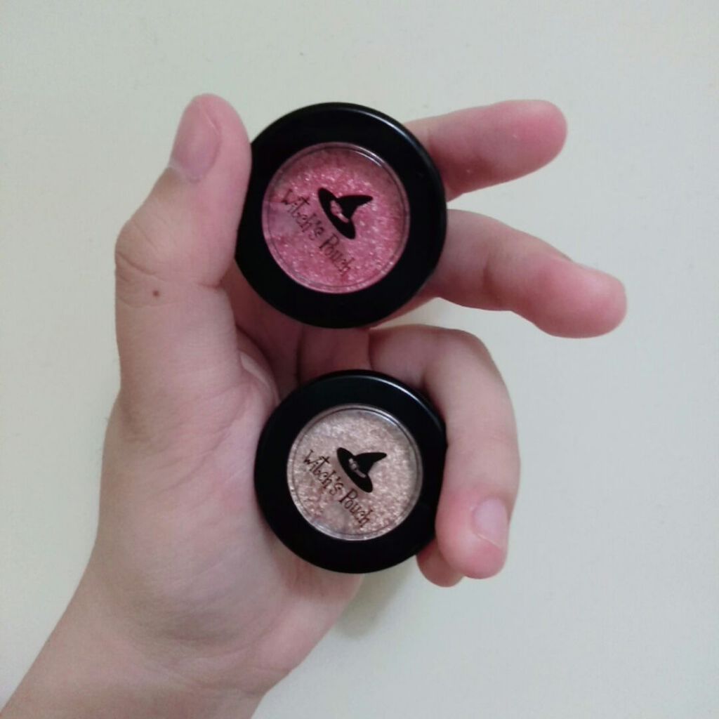 セルフィーフィックスピグメント/Witch's Pouch/単色アイシャドウを使ったクチコミ（1枚目）