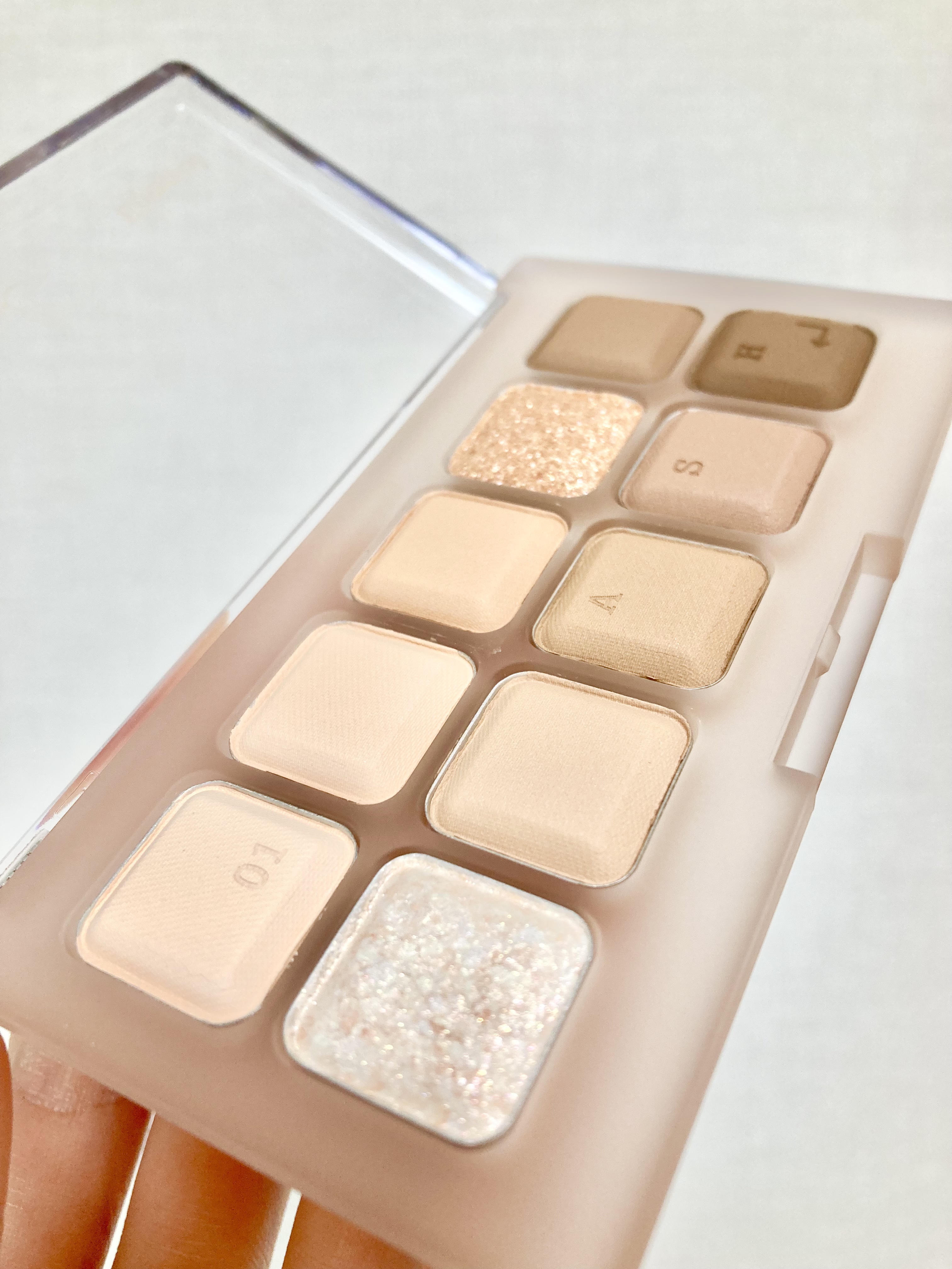 ムードキーボード 01 アッシュシナモン(Ash Cinanamon)/lilybyred/アイシャドウパレットを使ったクチコミ（2枚目）