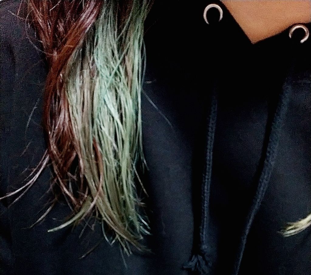 カラーリスタ ヘアメイクアップクリーム/ロレアル パリ/ヘアカラーを使ったクチコミ（2枚目）