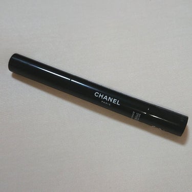 スティロ ルミエール ルガール 557 エクラ/CHANEL/リキッドアイシャドウを使ったクチコミ（1枚目）