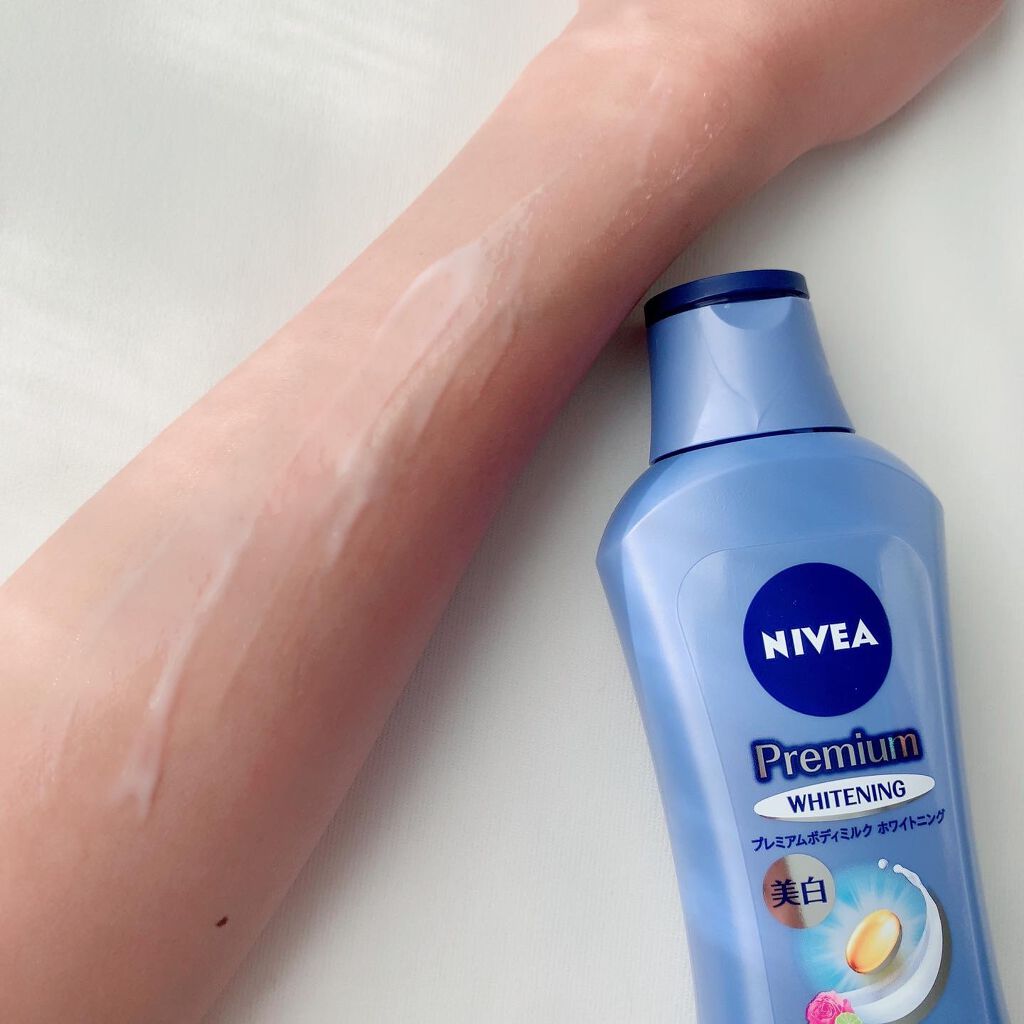 プレミアムボディミルク ホワイトニング【医薬部外品】 /ニベア/ボディミルクを使ったクチコミ(5枚目)