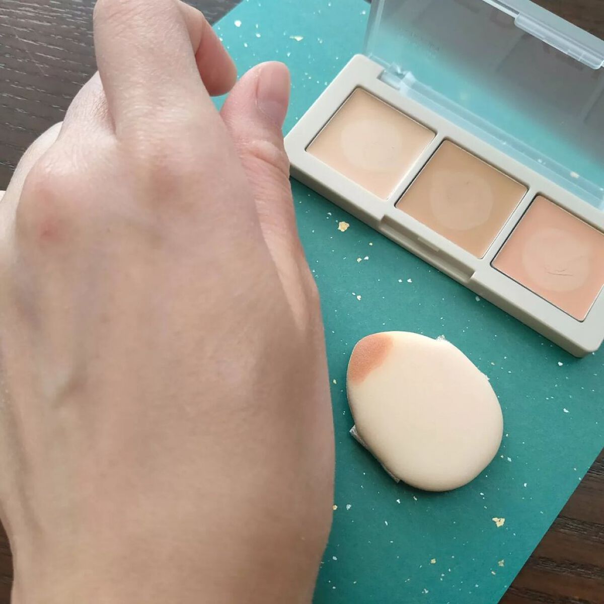 リールカバーコンシーラー/MERYTHOD/パレットコンシーラーを使ったクチコミ(6枚目)