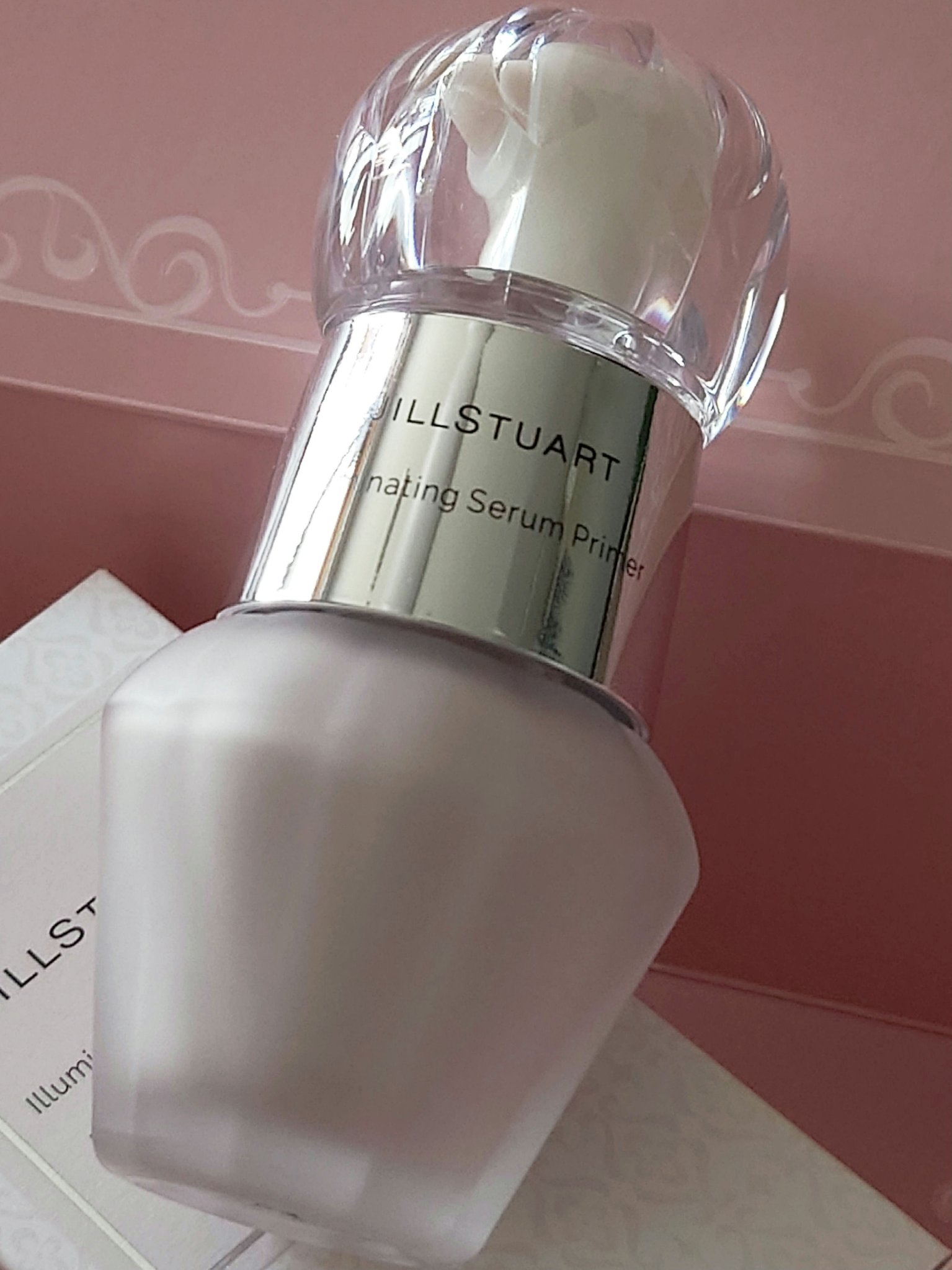 ジルスチュアート　イルミネイティング セラムプライマー/JILL STUART/化粧下地を使ったクチコミ（2枚目）