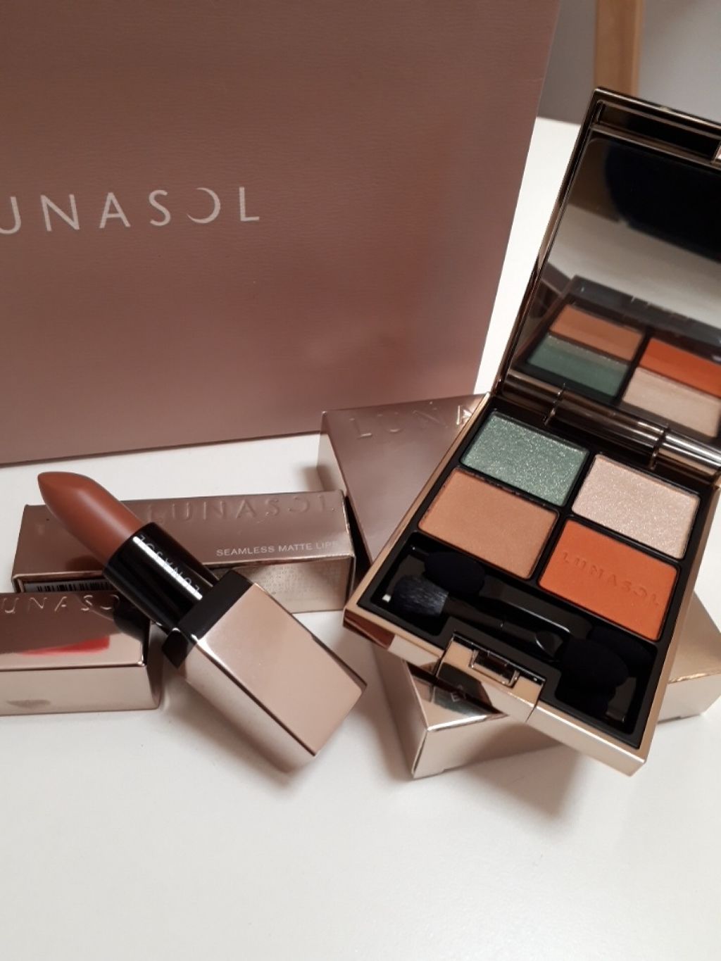 シームレスマットリップス 08 Leather Beige/LUNASOL/口紅を使ったクチコミ（1枚目）