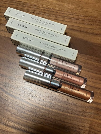 ミネラルウォータリーシャドー ブロンズシャイン/エトヴォス/リキッドアイシャドウを使ったクチコミ(1枚目)