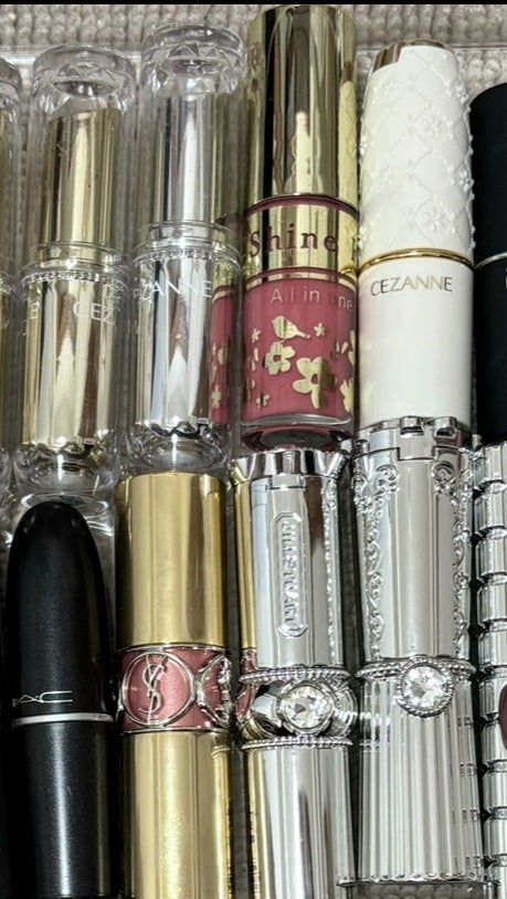 ルージュ ヴォリュプテ シャイン/YVES SAINT LAURENT BEAUTE/口紅を使ったクチコミ(4枚目)