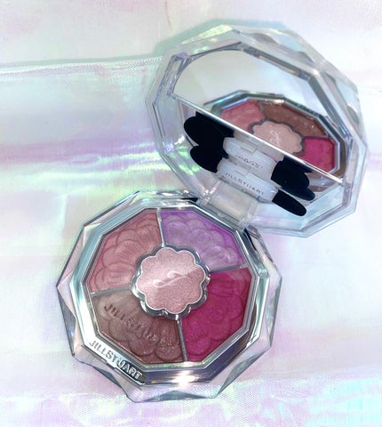 ジルスチュアート ブルームクチュール アイズ ジュエルドブーケ/JILL STUART/アイシャドウパレットを使ったクチコミ(4枚目)