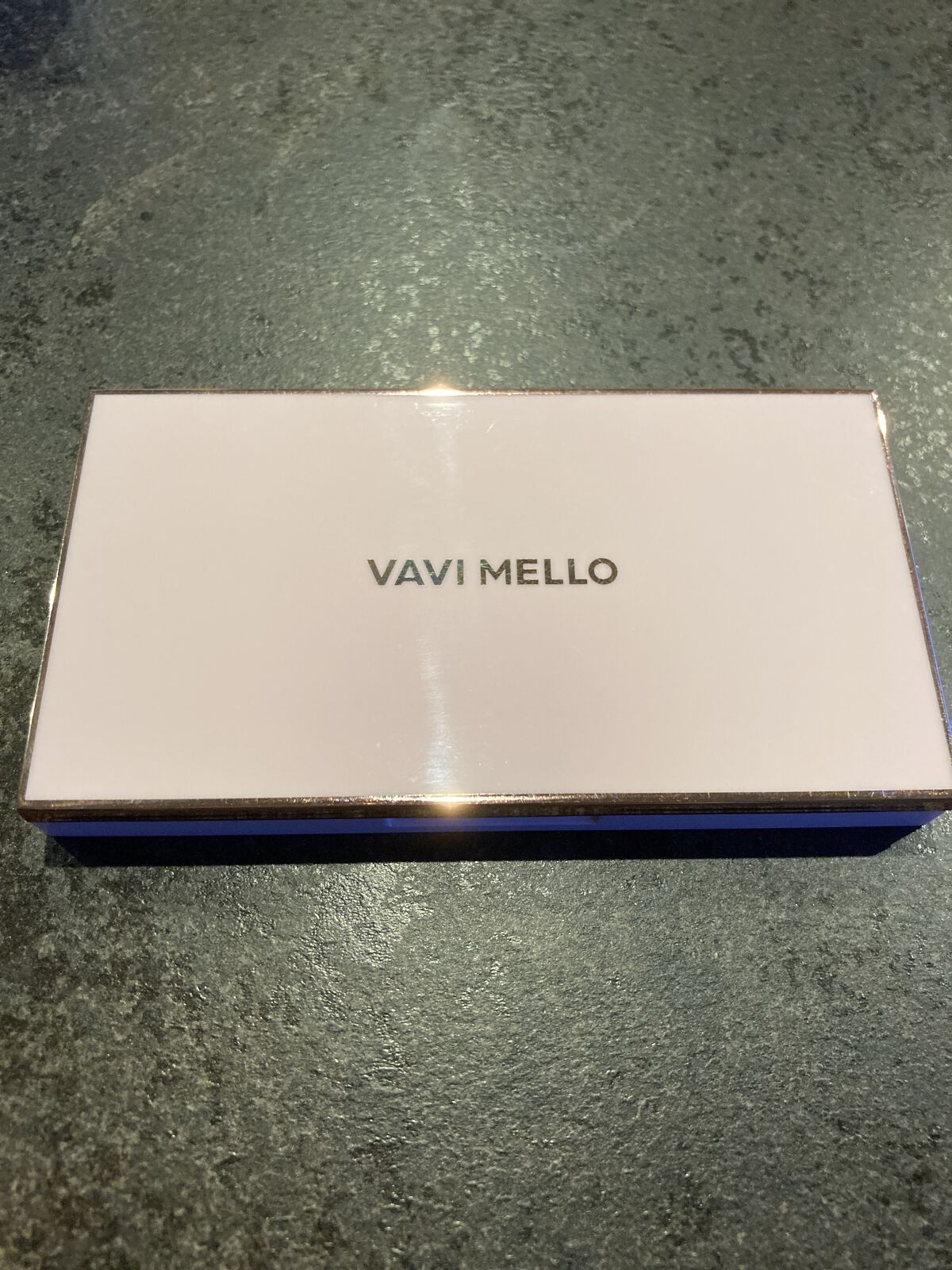 バレンタインボックス3ローズモーメント/VAVI MELLO/アイシャドウパレットを使ったクチコミ（1枚目）