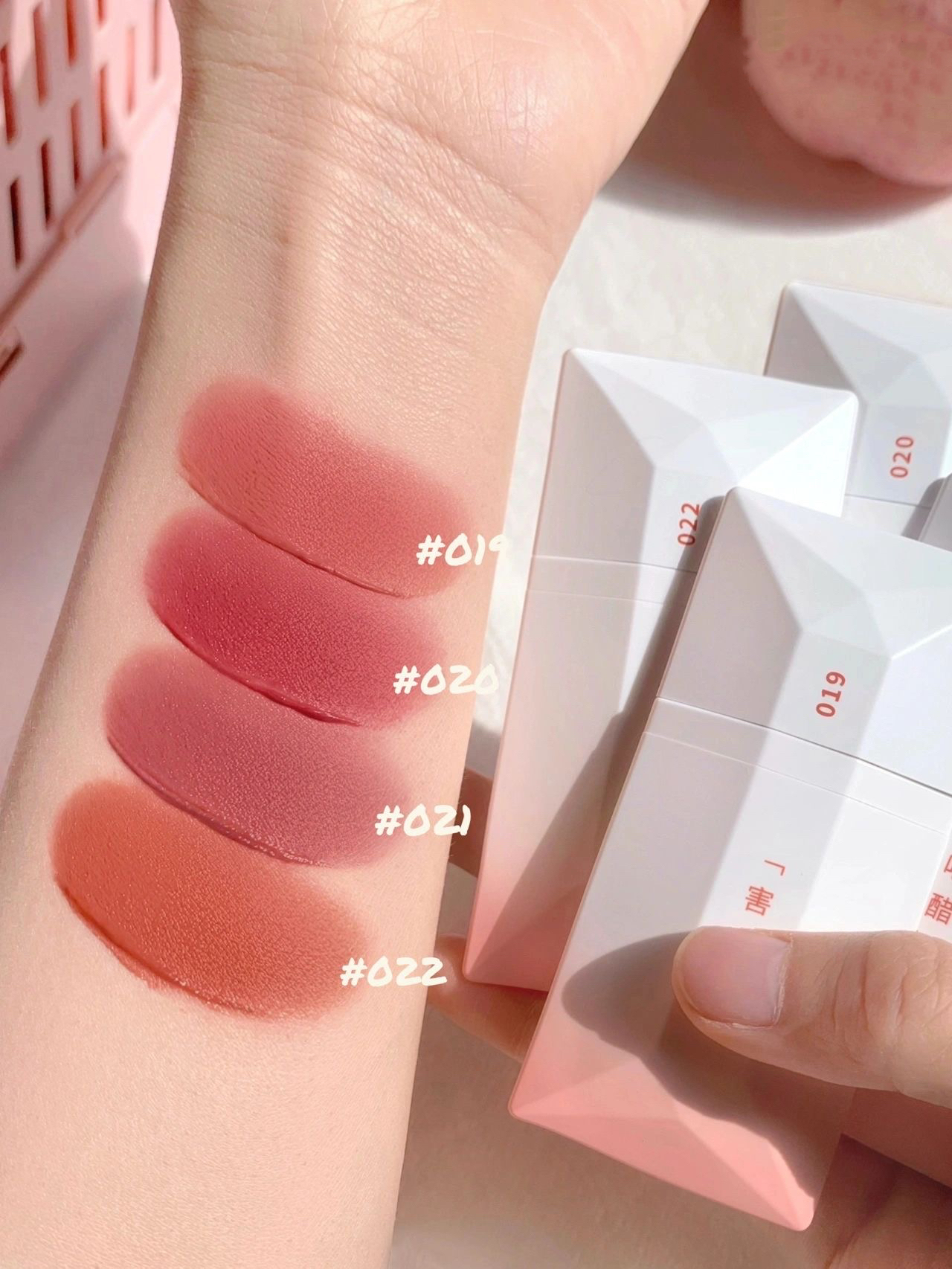 READ ME ウェイトレス ベルベット リップ ステイン「IN LOVE」シリーズ/PERFECT DIARY/口紅を使ったクチコミ（1枚目）