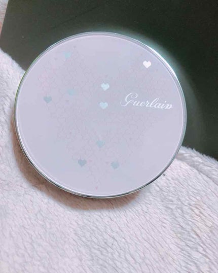 GUERLAIN メテオリット ハート シェイプのクチコミ「ハイライトを探しているときこちらを発見。
パッケージが可愛い、メテオリットビーユが持ち歩けない.....」(1枚目)