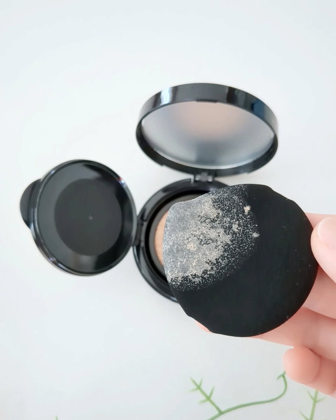 レブロン カラーステイ ロングウェア UV クッション ファンデーション/REVLON/クッションファンデーションを使ったクチコミ(4枚目)