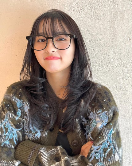 HARUNA on LIPS 「おしゃれ前髪と、ふんわりワンカールレイヤー🐶シルエットと雰囲気..」(3枚目)