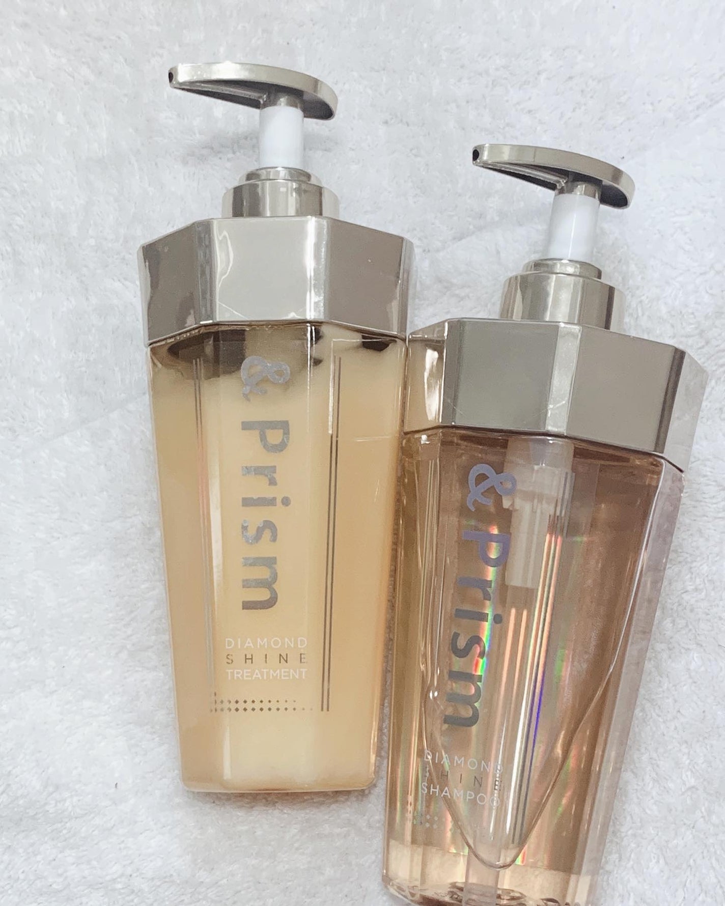 たんぽぽころ on LIPS 「めちゃくちゃ可愛いパケのシャンプーとトリートメント💐金木犀とミ..」(1枚目)