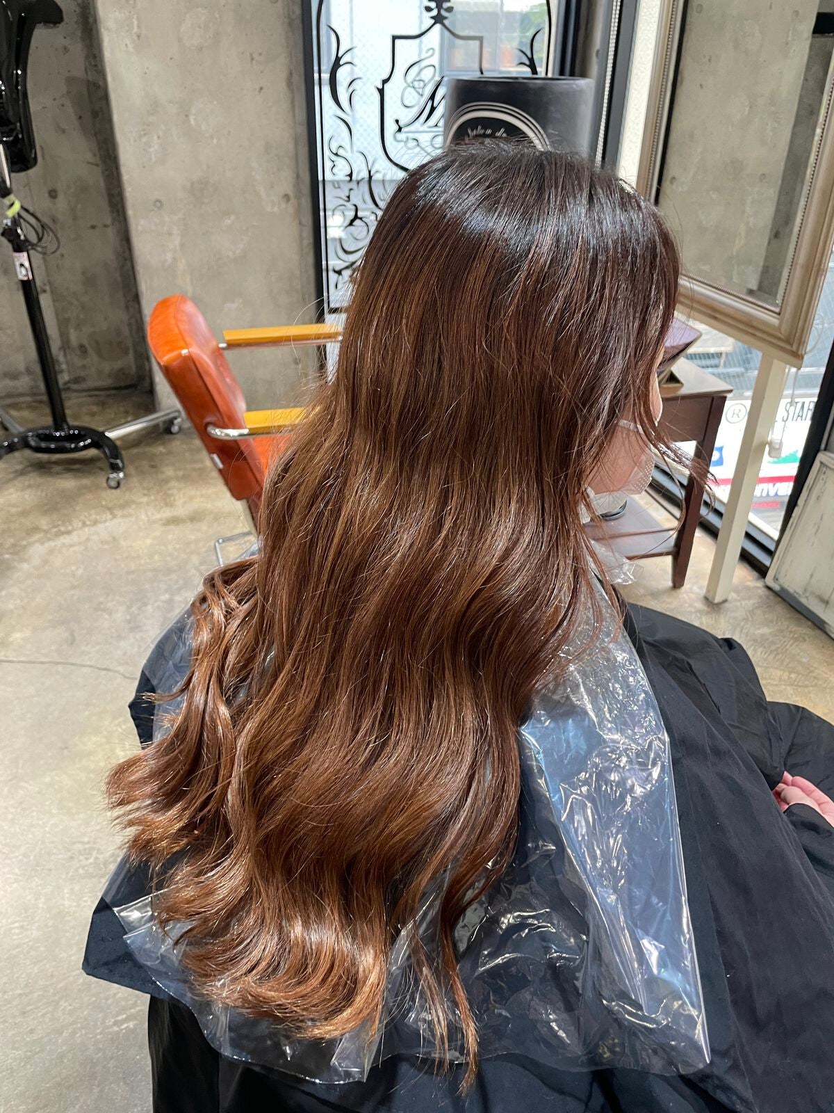 りかぴ on LIPS 「beforeafter♡ブリーチ必須カラーです♡2月の..」(1枚目)