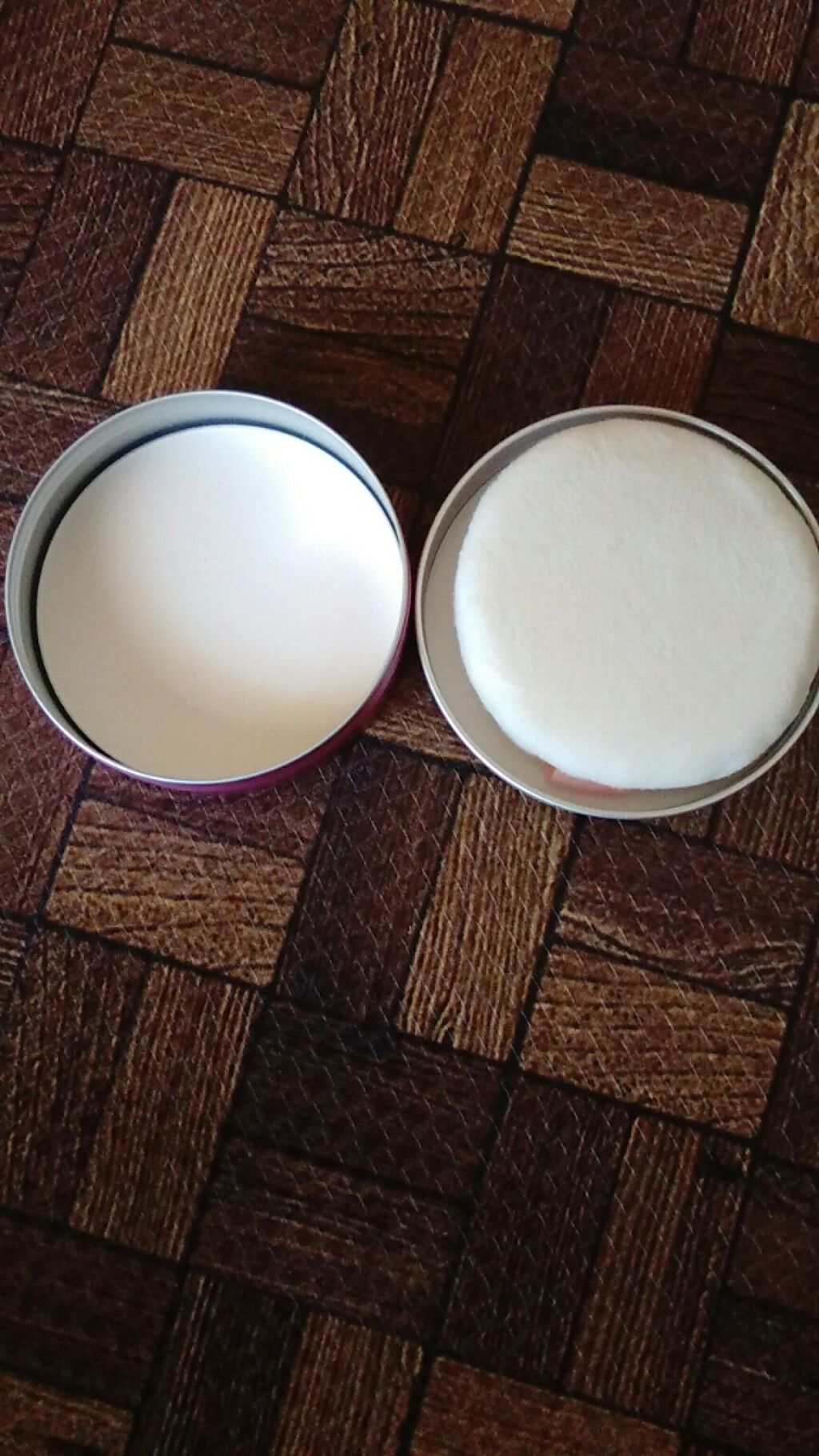 すっぴんパウダー/クラブ/プレストパウダーを使ったクチコミ(4枚目)