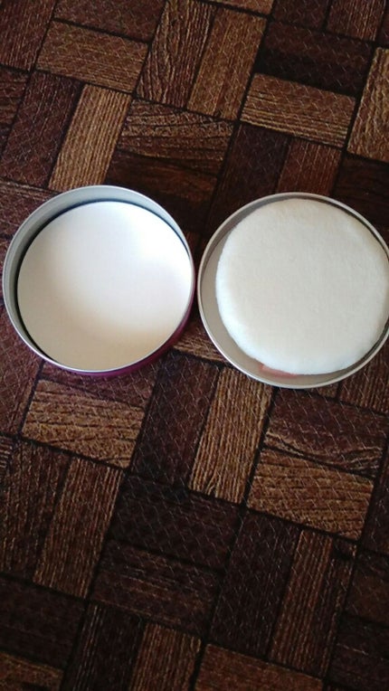 すっぴんパウダー/クラブ/プレストパウダーを使ったクチコミ(4枚目)