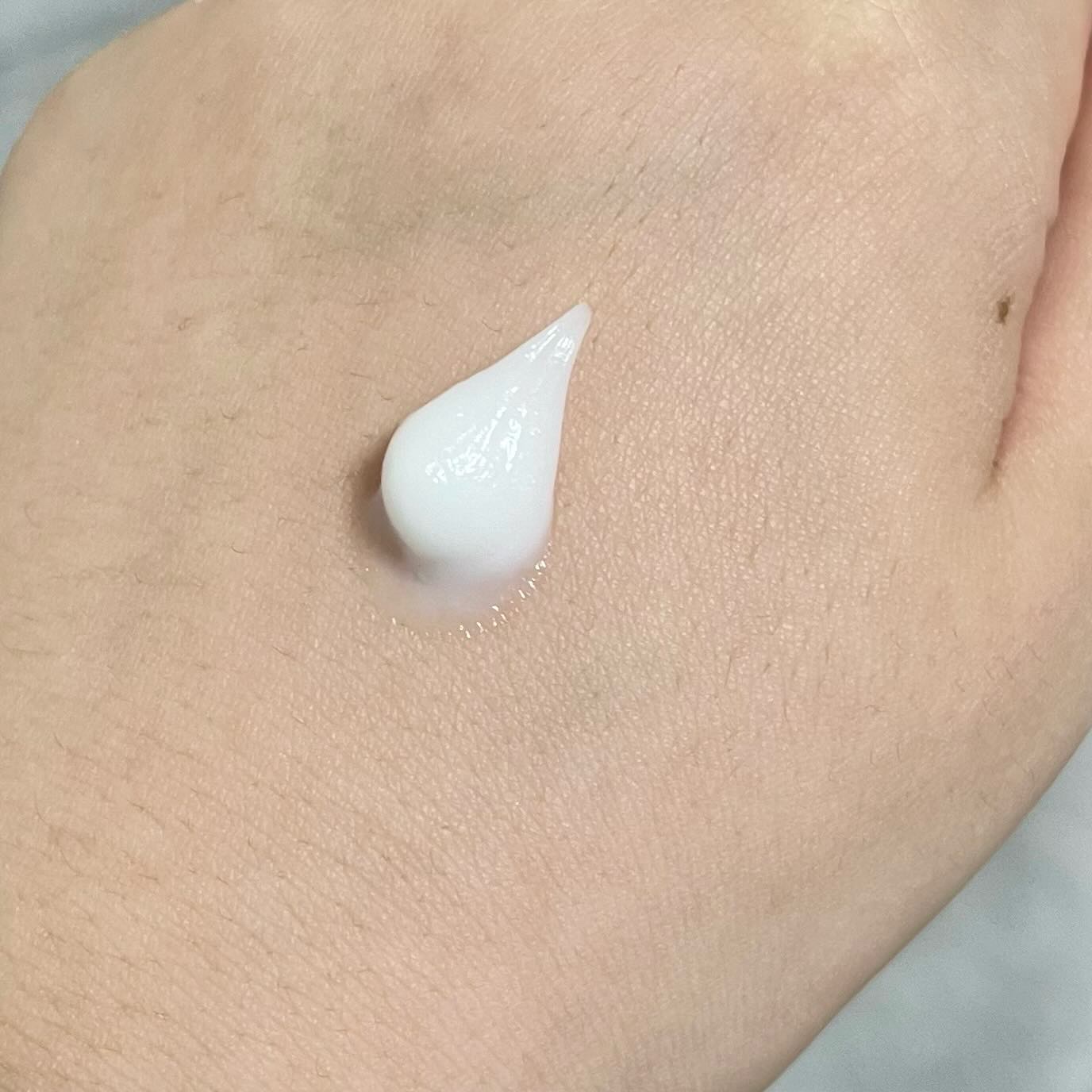 薬用ハンドプロテクト＆ケアクリーム/WUAO/ハンドクリームを使ったクチコミ（3枚目）