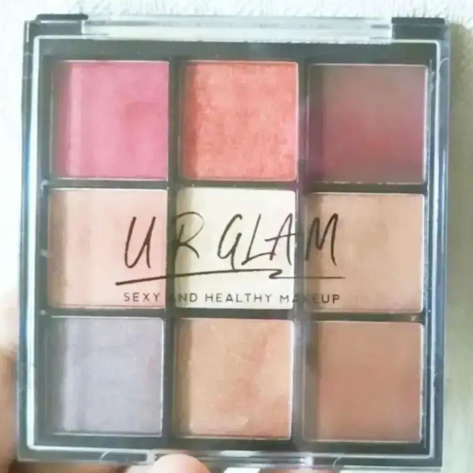UR GLAM BLOOMING EYE COLOR PALETTE/U R GLAM/アイシャドウパレットを使ったクチコミ(1枚目)