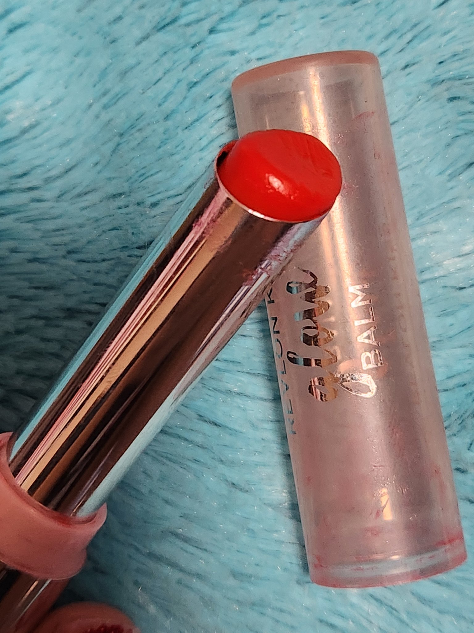 レブロン キス グロウ バーム N 004 デイジー グロウ/REVLON/口紅を使ったクチコミ（1枚目）