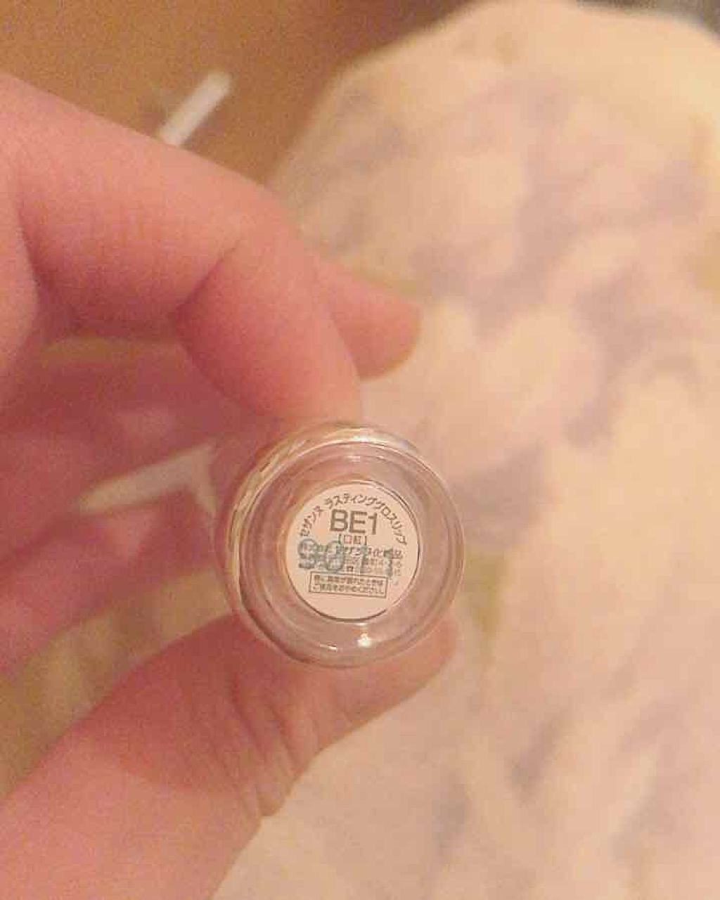 ラスティンググロスリップ/CEZANNE/口紅を使ったクチコミ（3枚目）