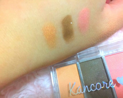 カンコレアイシャドウ/DAISO/アイシャドウパレットを使ったクチコミ(2枚目)