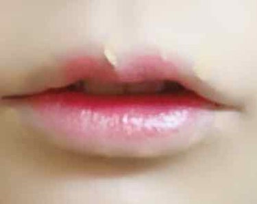 まぁちゃん☆ on LIPS 「簡単オルチャンリップの作り方画像1ファンデーションで唇の輪郭を..」（2枚目）