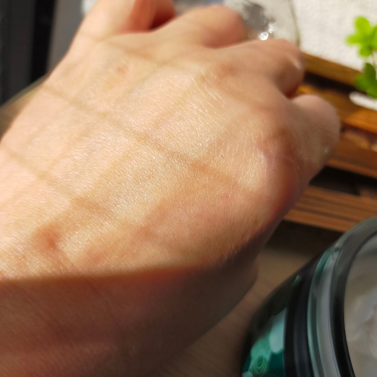 ウェルネス ボディジェルクリーム ユーカリ& ローズマリー/THE BODY SHOP/ボディクリームを使ったクチコミ(3枚目)