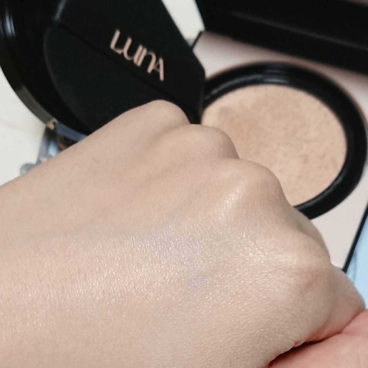 ロングラスティングコンシールフィクシングクッション /LUNA/クッションファンデーションを使ったクチコミ(3枚目)