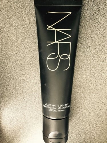 ベルベットマットスキンティント SPF30／PA+++/NARS/リキッドファンデーションを使ったクチコミ（1枚目）