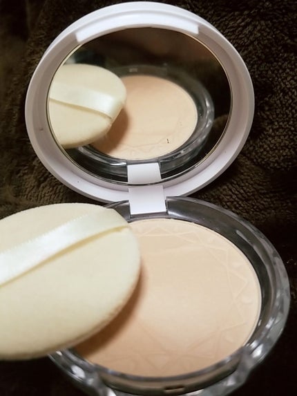 UVクリアフェイスパウダー/CEZANNE/プレストパウダーを使ったクチコミ(2枚目)