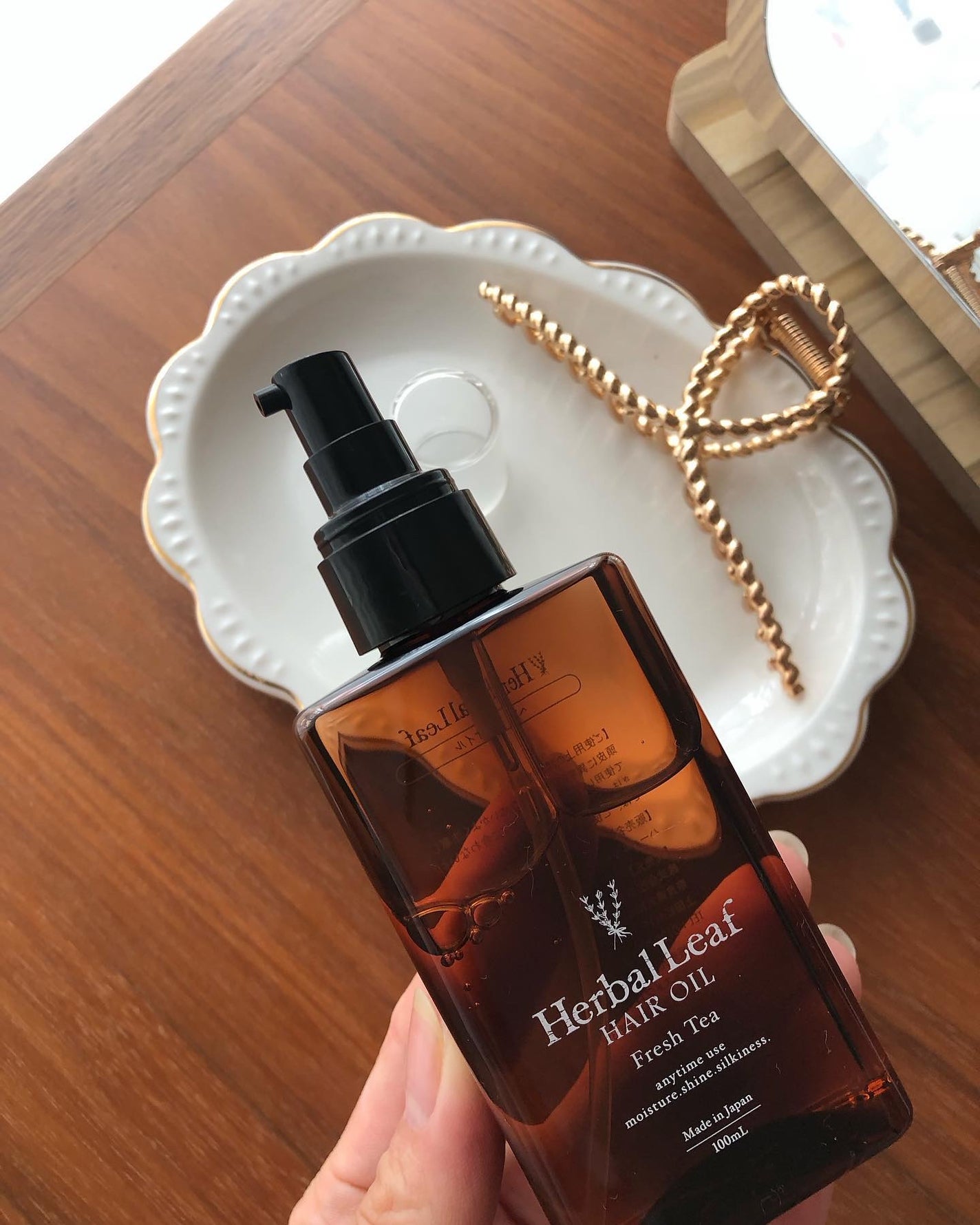 オーガニックヘアオイル フレッシュティーの香り/ハーバルリーフ/ヘアオイルを使ったクチコミ(2枚目)