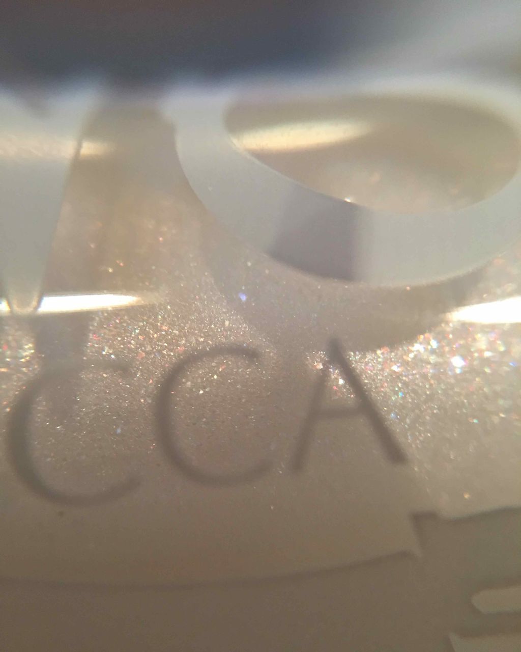 メスメリック ウェットリップオイル/CHICCA/リップグロスを使ったクチコミ(2枚目)