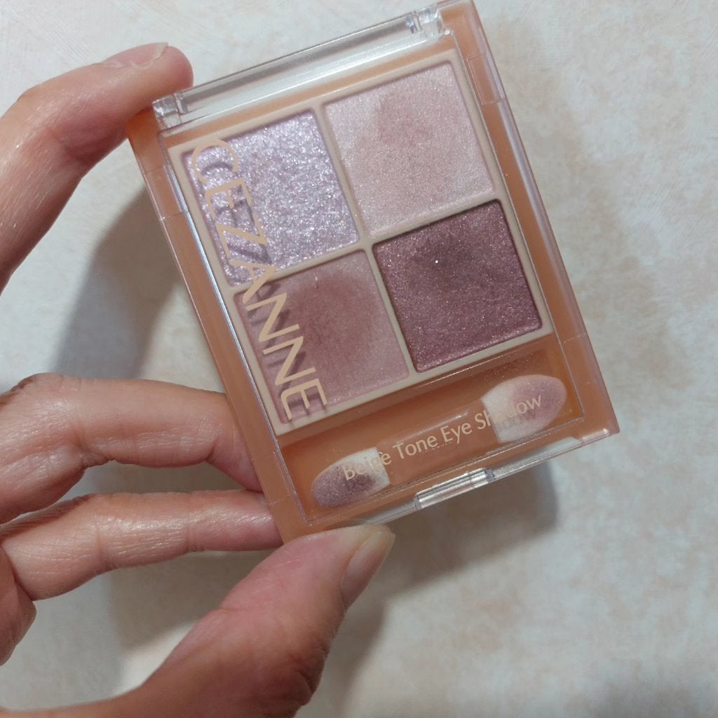 ベージュトーンアイシャドウ/CEZANNE/アイシャドウパレットを使ったクチコミ(3枚目)