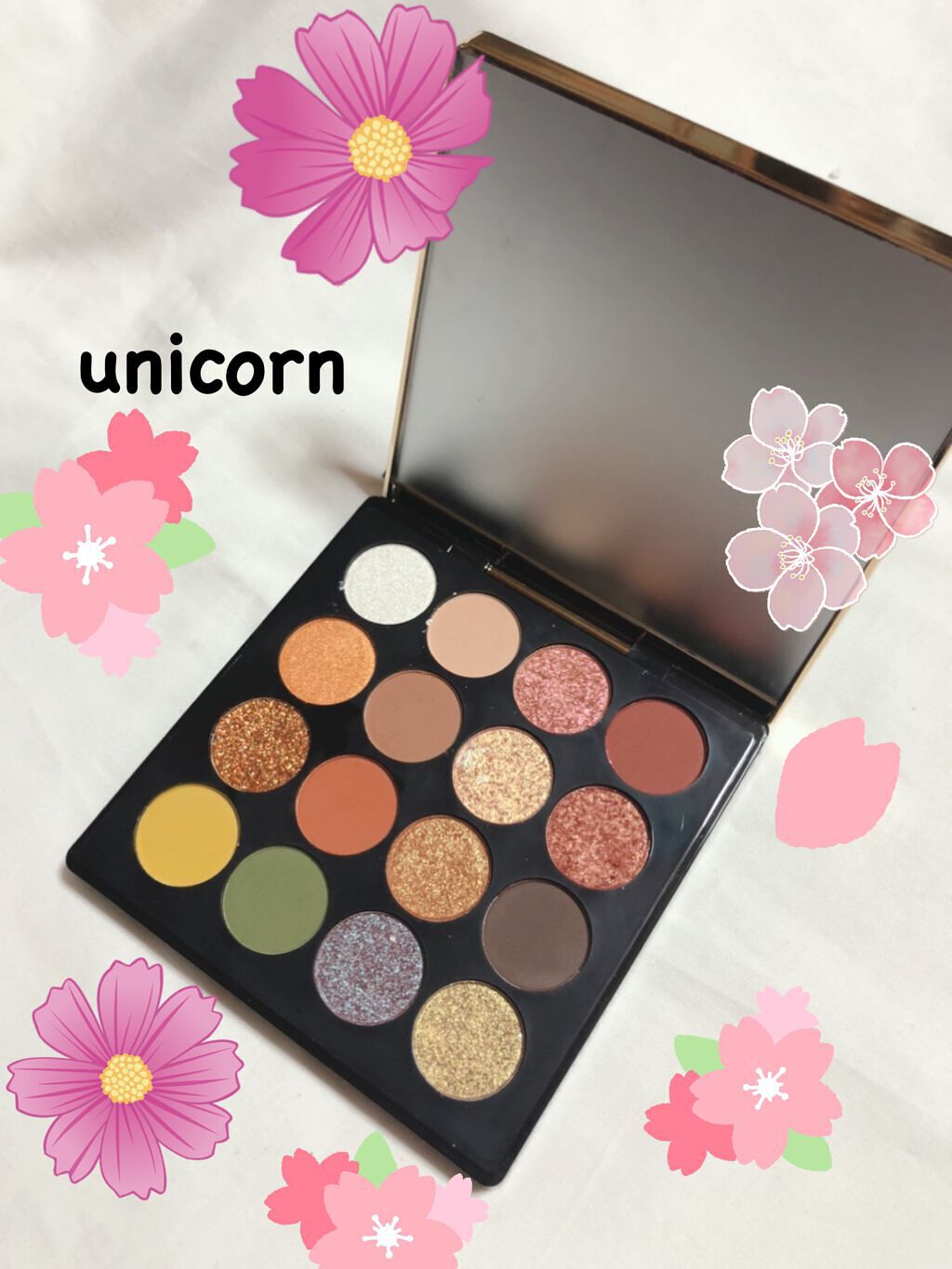 16色アイシャドウパレット gecomo