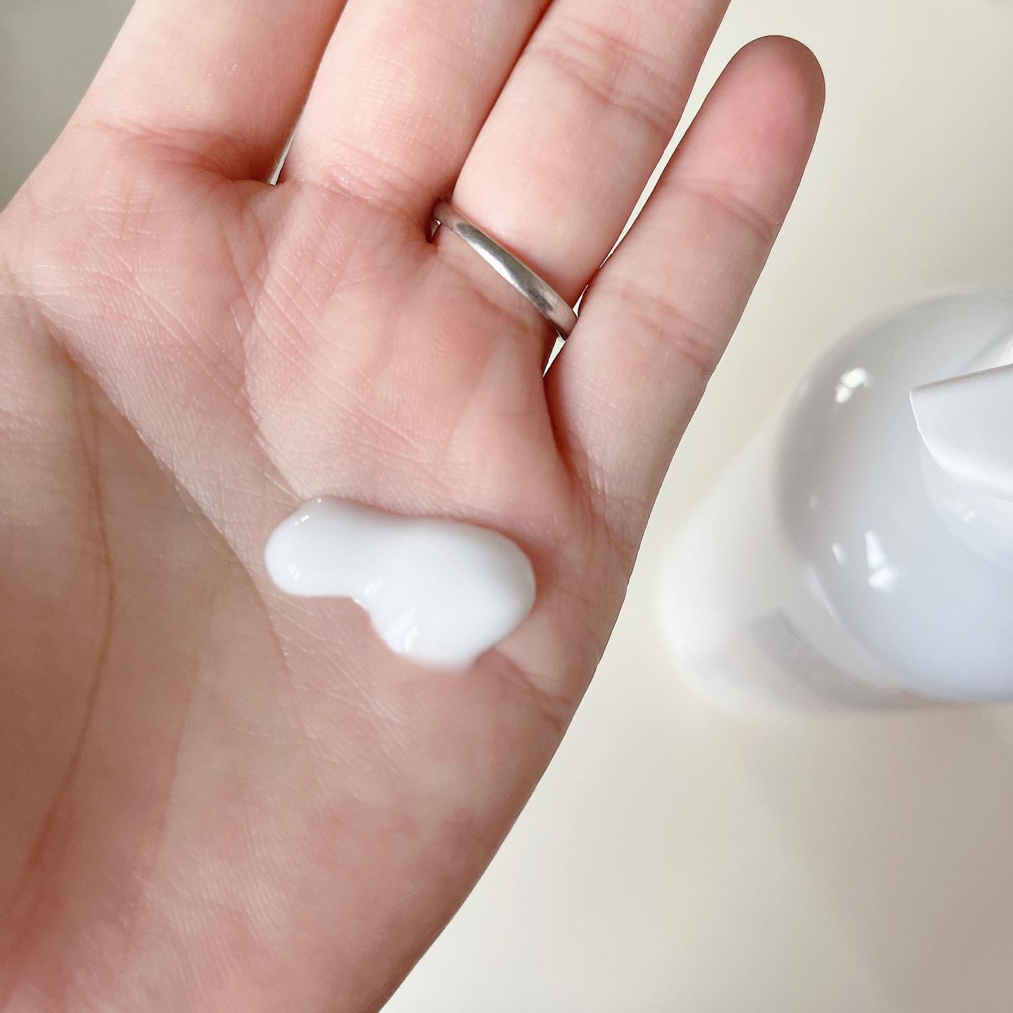 トリクセラNTフルイドクリーム/アベンヌ/ボディクリームを使ったクチコミ（2枚目）