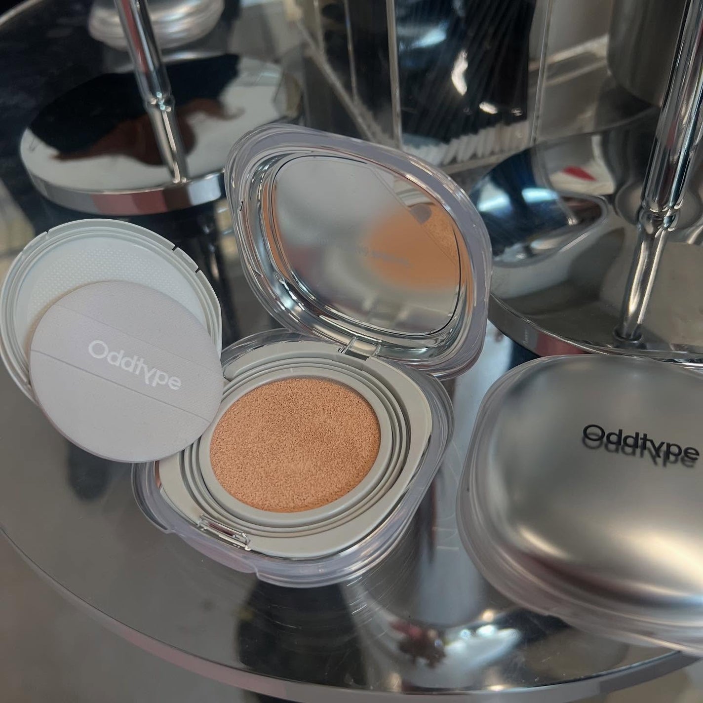 アンシーン ミラーティント/Oddtype/リップティントを使ったクチコミ(3枚目)