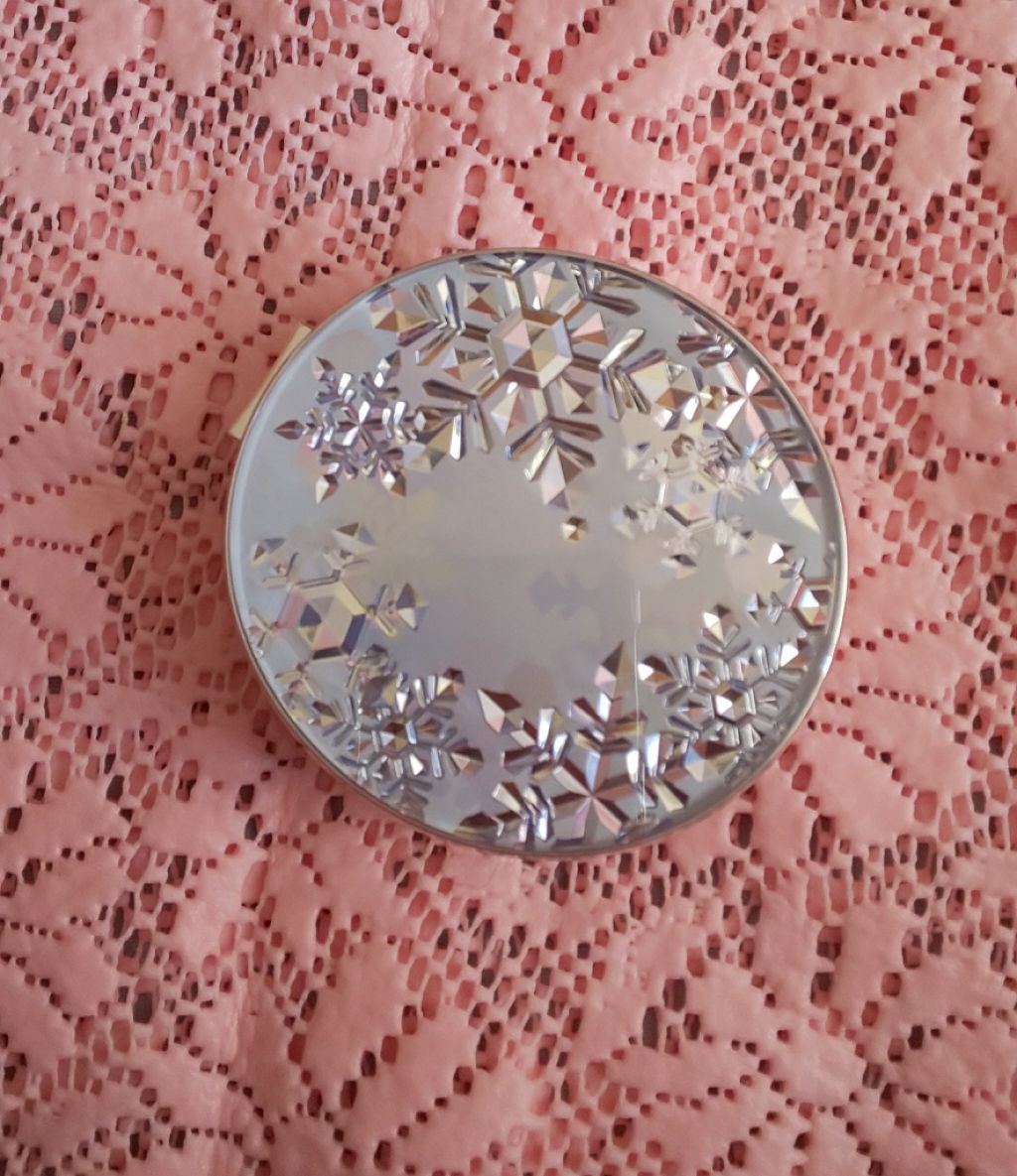 スノービューティー ホワイトニング フェースパウダー 2018/スノービューティー/プレストパウダーを使ったクチコミ（1枚目）