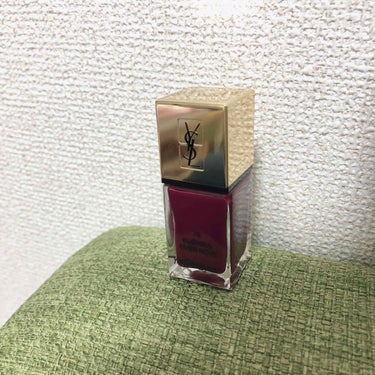 YSL ラ ラッククチュール 75

誕生日プレゼントにいただきました。
塗った途端にお爪がローズになっちゃう、
最高に綺麗なお色です。

2枚目が1度塗り＋トップコート
3枚目が3度塗り

3度くらい