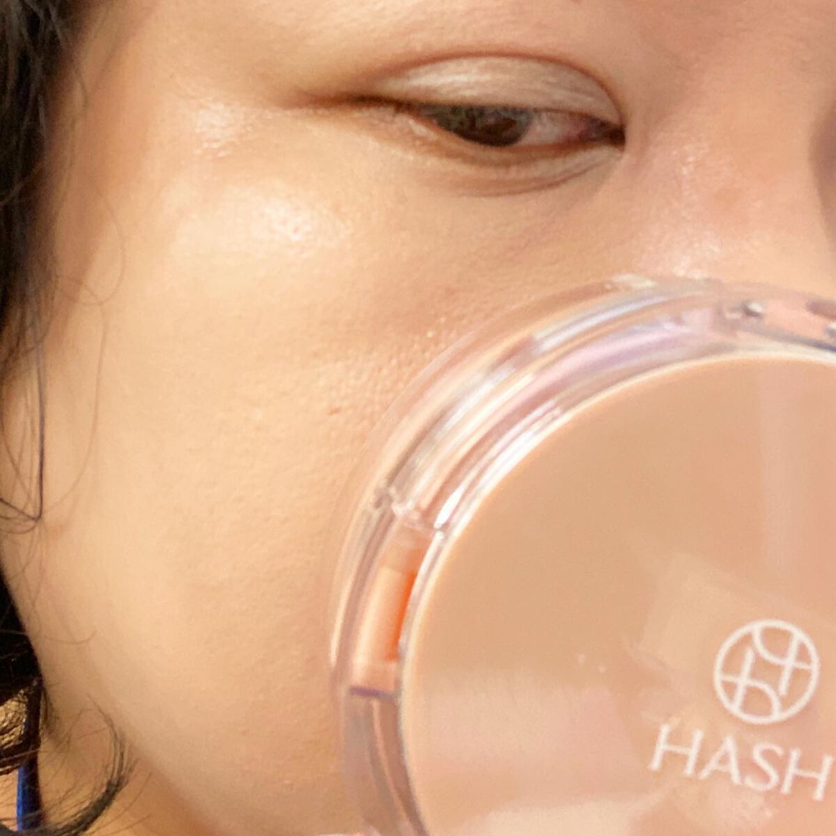 デューイーグロー フィッティング クッション/HASH/クッションファンデーションを使ったクチコミ（3枚目）