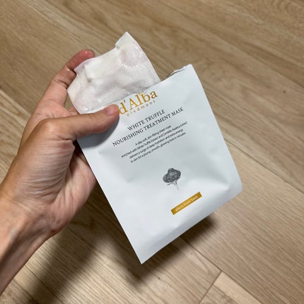 ホワイトトリュフナリシングトリートメントマスク/ダルバ/シートマスク・パックを使ったクチコミ(3枚目)