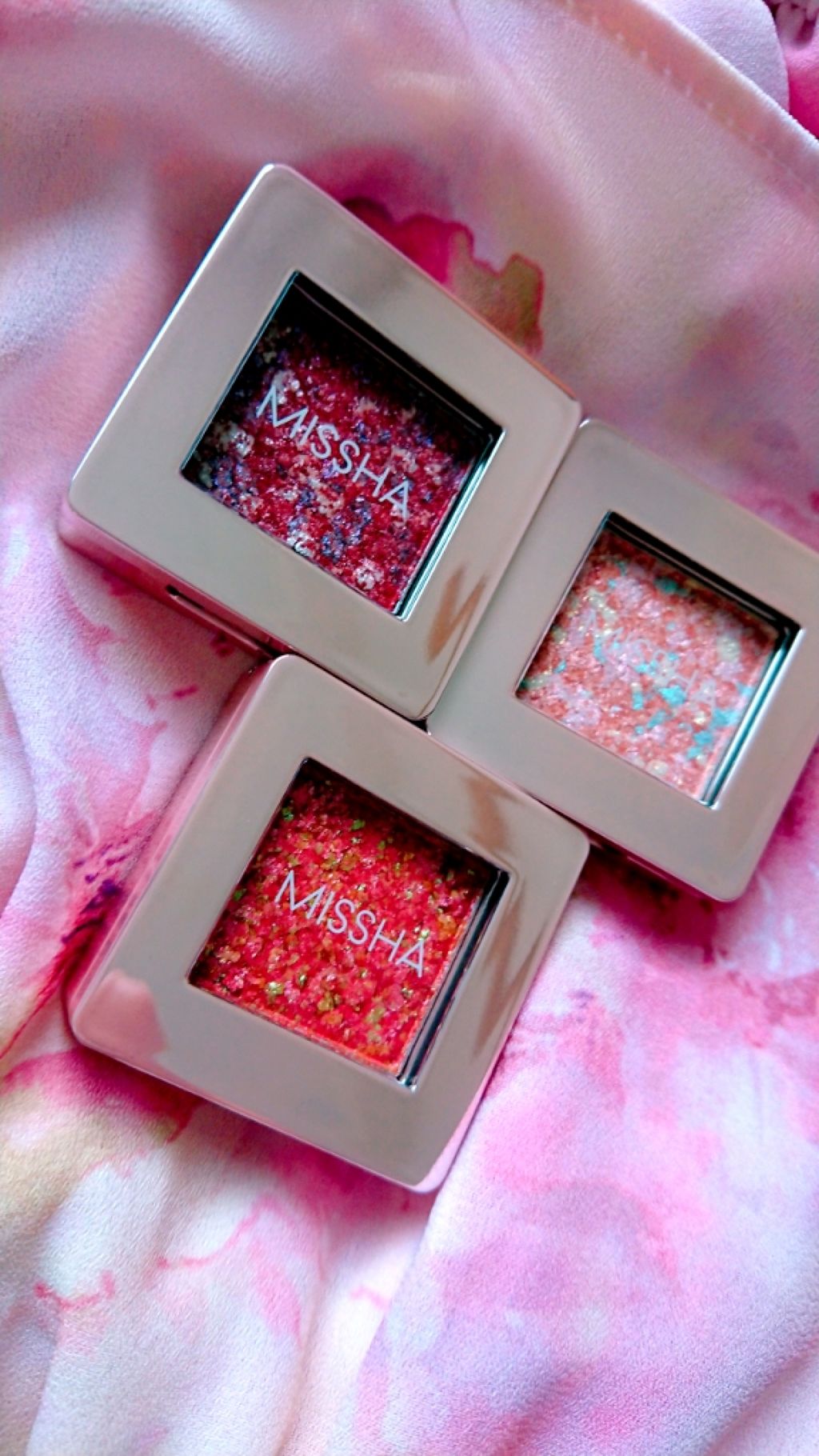 グリッタープリズム シャドウ/MISSHA/グリッターを使ったクチコミ（1枚目）