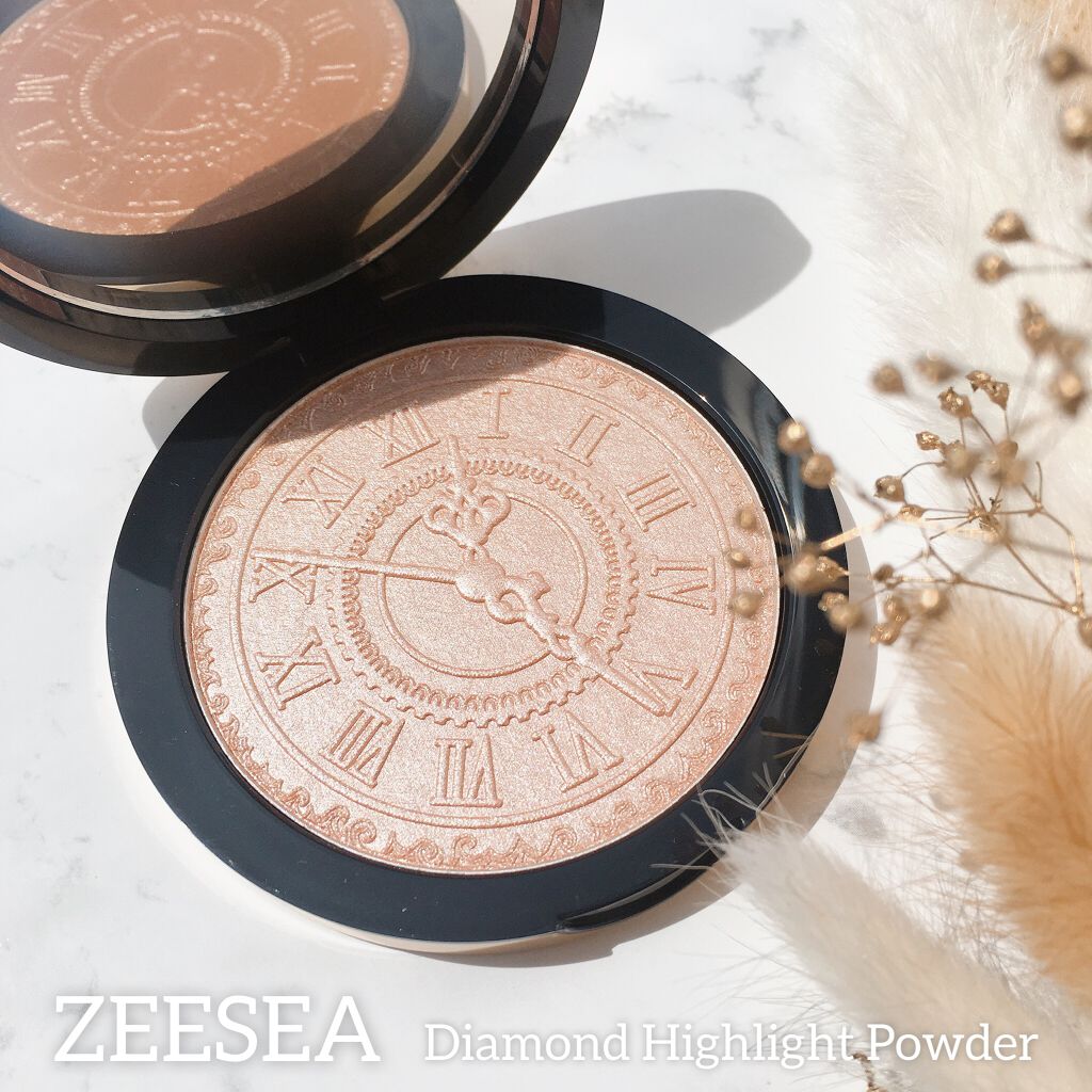 ZEESEA 顔がキラキラ オーロラ系ハイライト/ZEESEA/パウダーハイライトを使ったクチコミ(1枚目)
