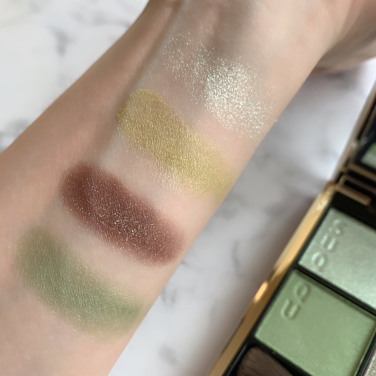 シグニチャー カラー アイズ/SUQQU/アイシャドウパレットを使ったクチコミ(3枚目)